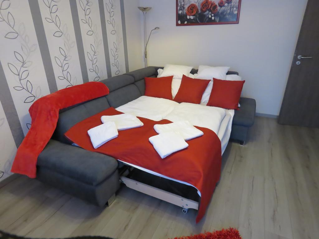 Szofi Apartman Hajduszoboszlo Ngoại thất bức ảnh